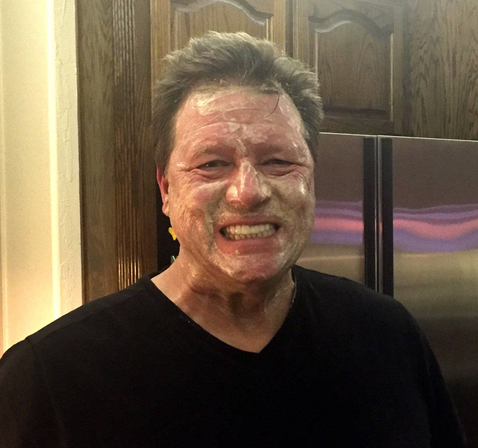 Organic Vitamin C & E Brightening Face Mask